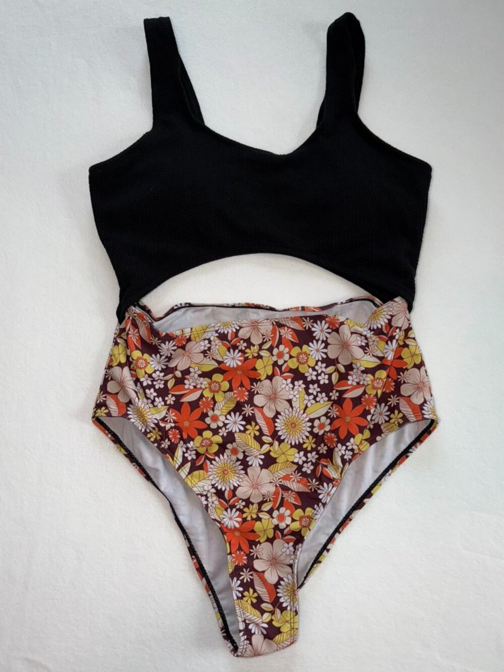 Retro Floral One Piece Swimsuit XL Black Top Great Condition
